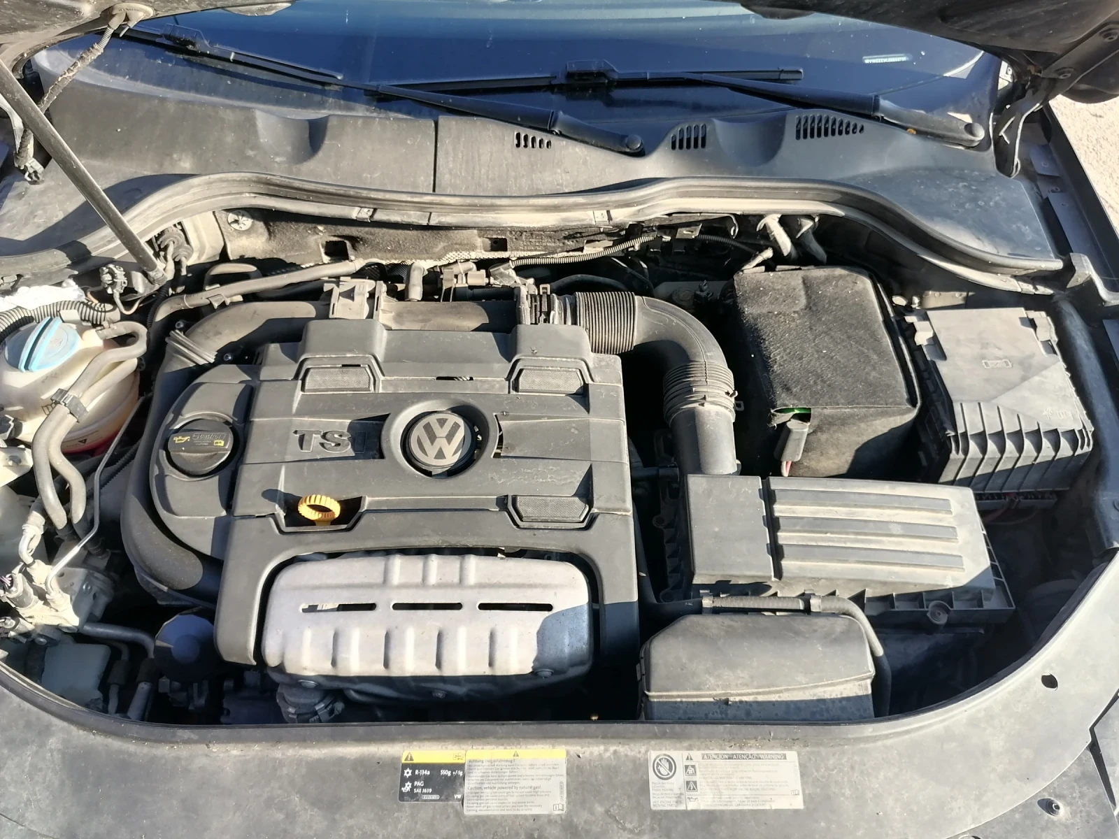 VW Passat 1.4 CNG/ 7DSG - изображение 10