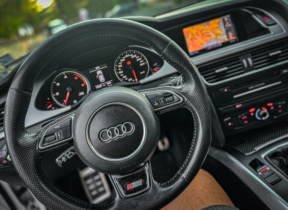 Audi A4 B8 S line 2.0 TDI - изображение 8