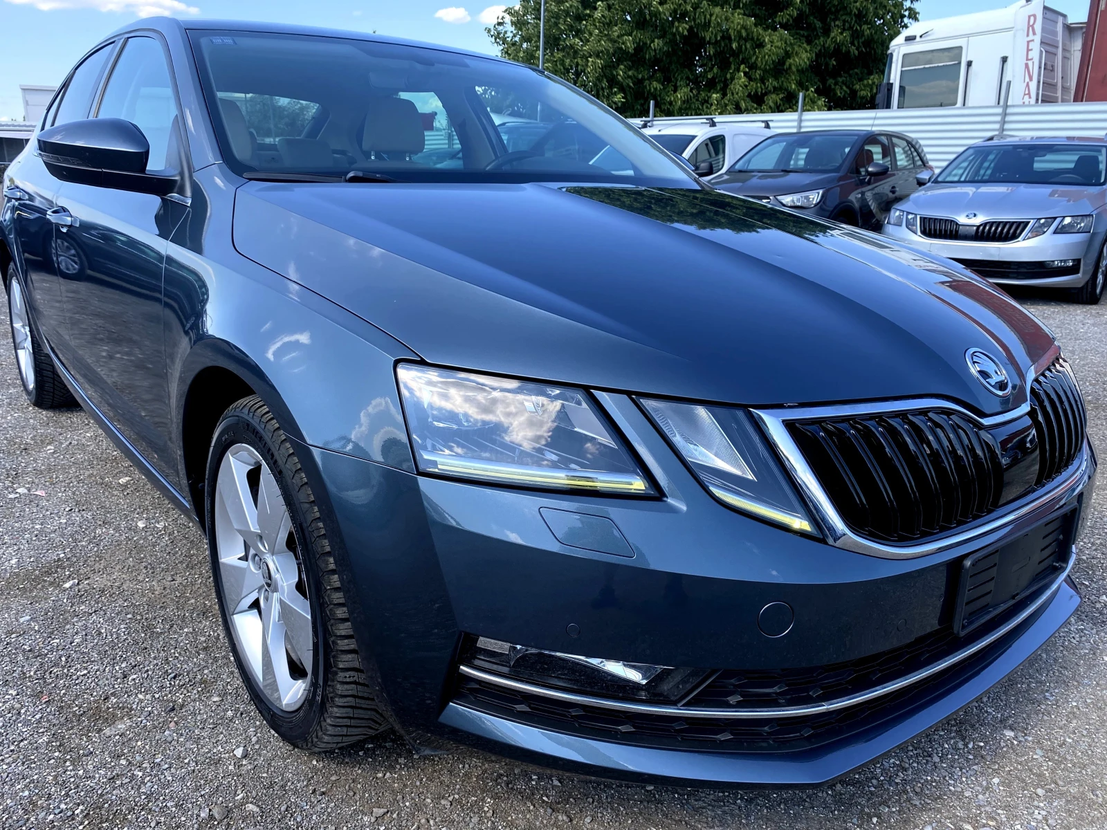 Skoda Octavia 2.0TDi 150к.с Седан DSG -УНИКАТ- - изображение 6