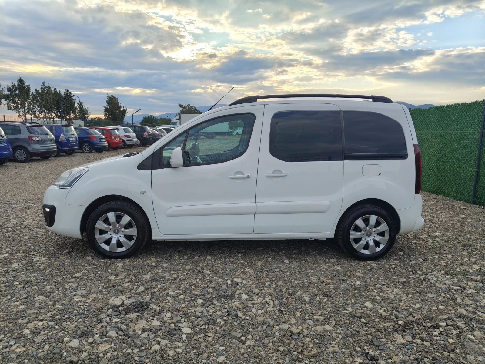 Citroen Berlingo 1.6 HDI FACELIFT EVRO 6 N1 - изображение 4
