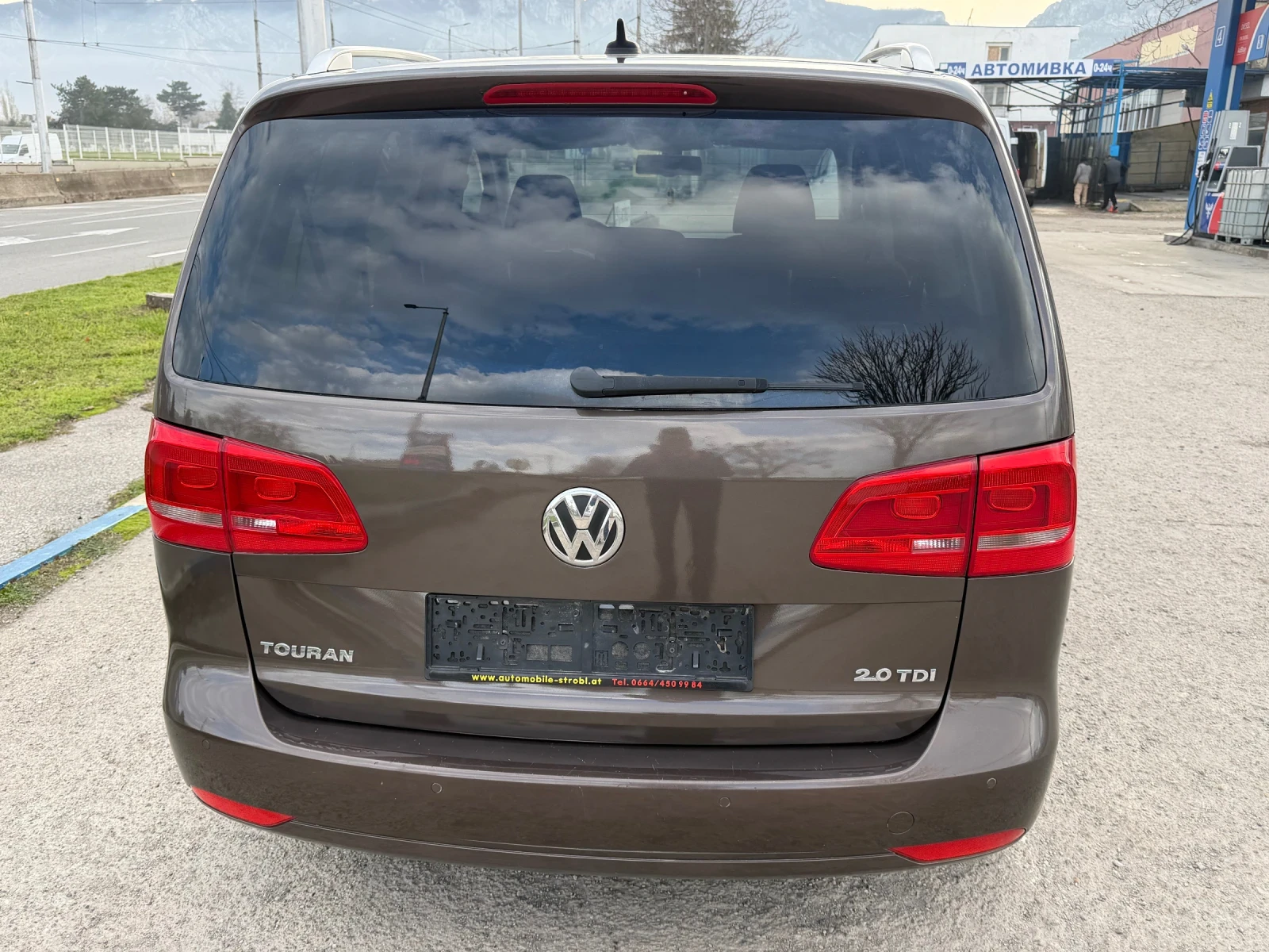 VW Touran 2, 0-7места - изображение 4