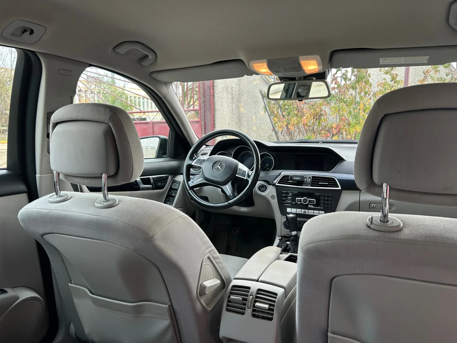 Mercedes-Benz C 220  - изображение 8