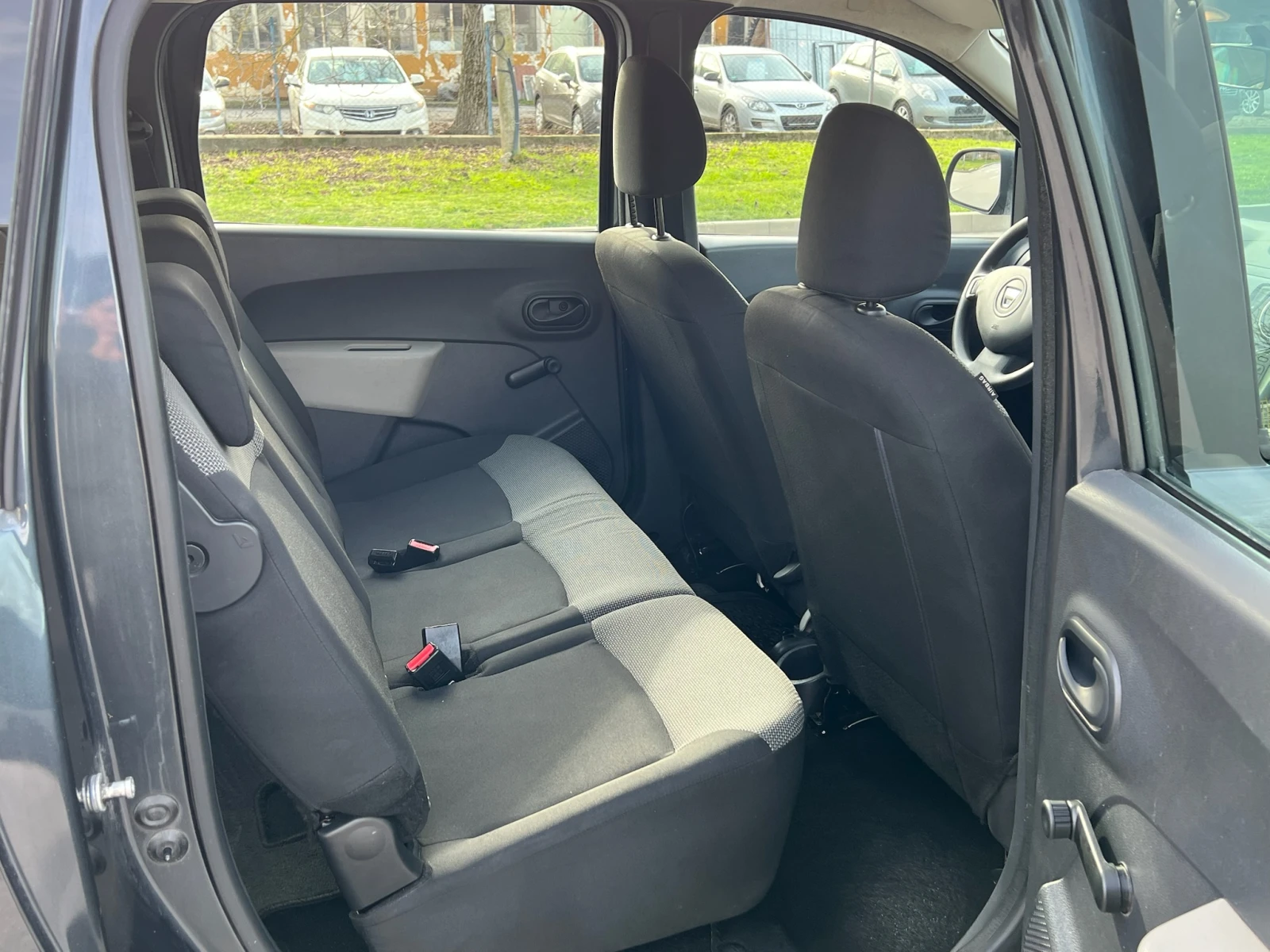 Dacia Lodgy 1.6 16V 7P | Mobile.bg � ����������� 12