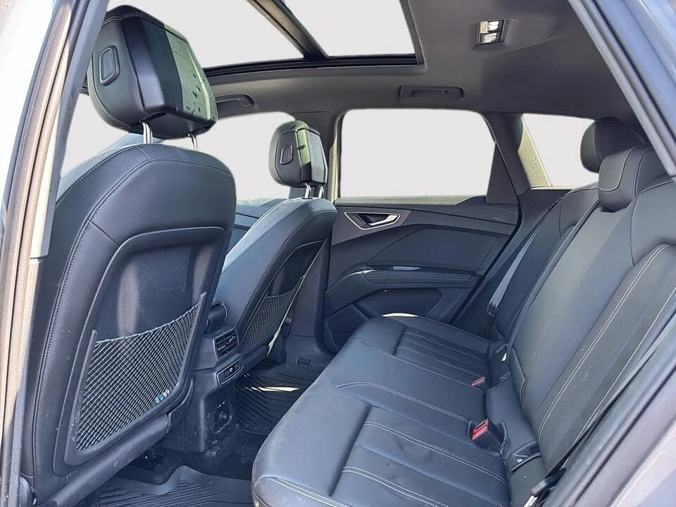 Audi E-Tron Sportback* Quattro* АвтоКредит* (ЦЕНА ДО БГ), снимка 10 - Автомобили и джипове - 54039393