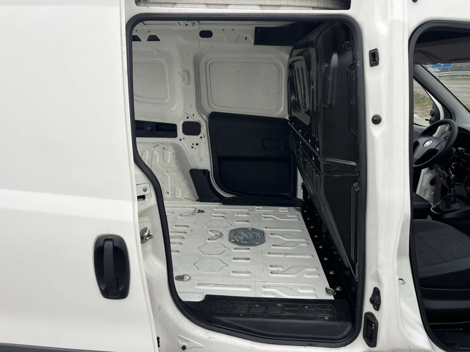 Fiat Doblo 1.3 M-JET 90кс EURO 5В  КЛИМАТИК ВНОС ИТАЛИЯ, снимка 12 - Автомобили и джипове - 54163359