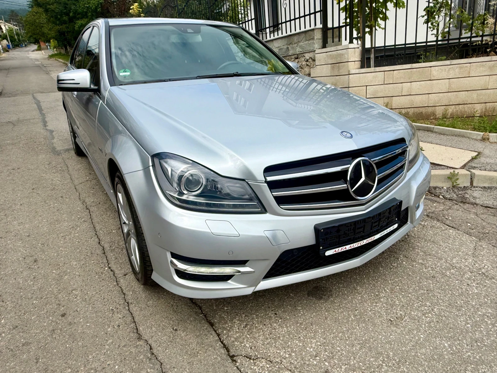 Mercedes-Benz C 350 AMG, Distronic, Camera, 4Matic, снимка 10 - Автомобили и джипове - 54280602