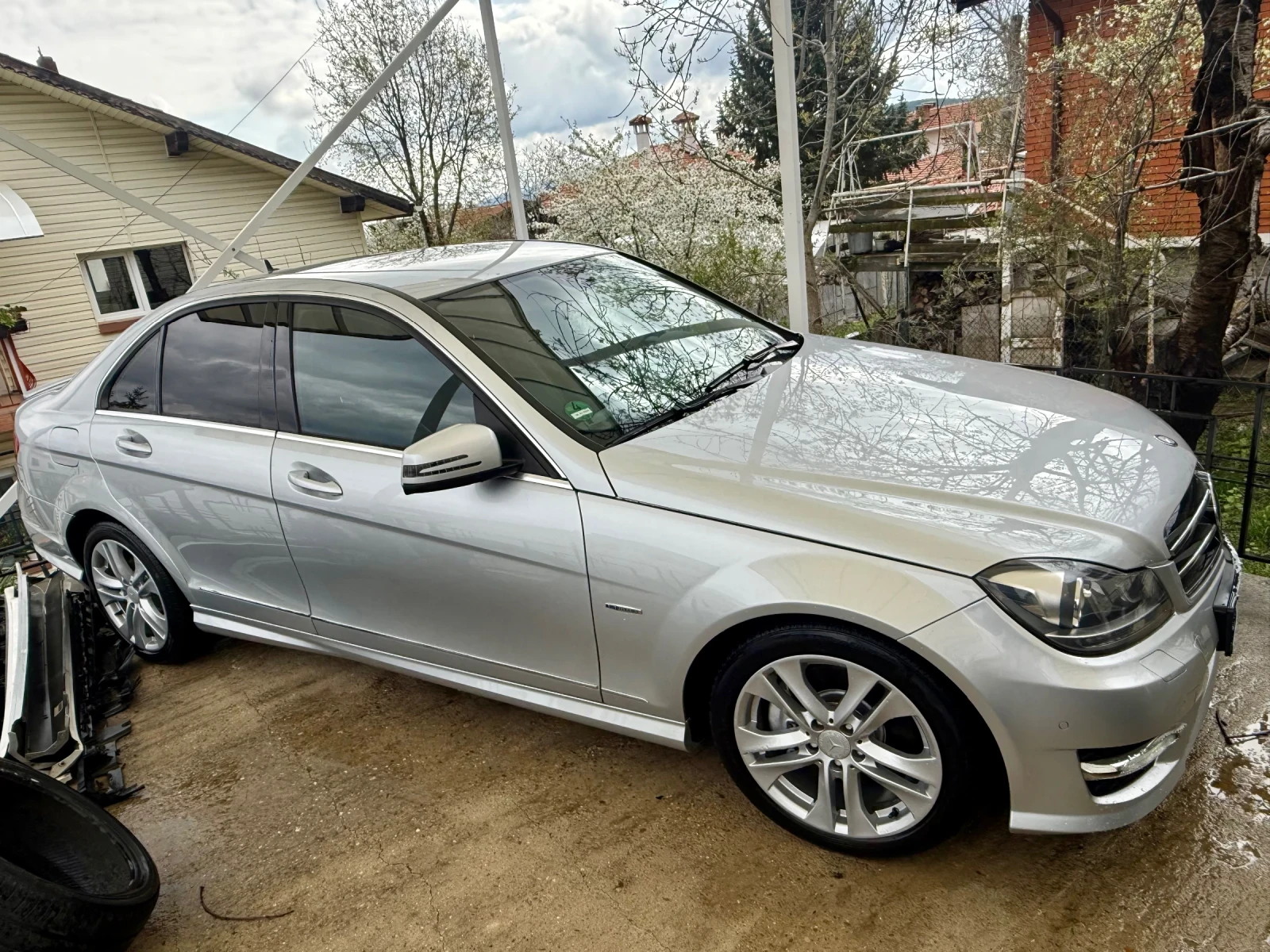 Mercedes-Benz C 350 AMG, Distronic, Camera, 4Matic, снимка 2 - Автомобили и джипове - 54280602