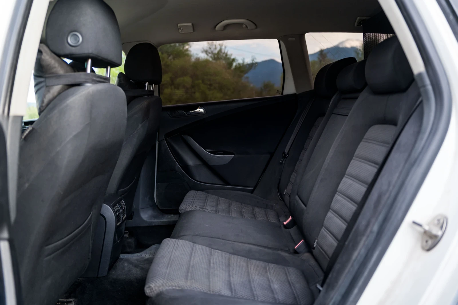 VW Passat 6, снимка 10 - Автомобили и джипове - 54376633