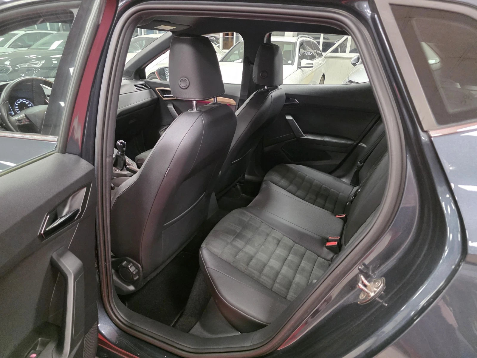 Seat Ibiza 1.0TSI | 6M | LED | CNG | EU6 | 81000km, снимка 13 - Автомобили и джипове - 54745533