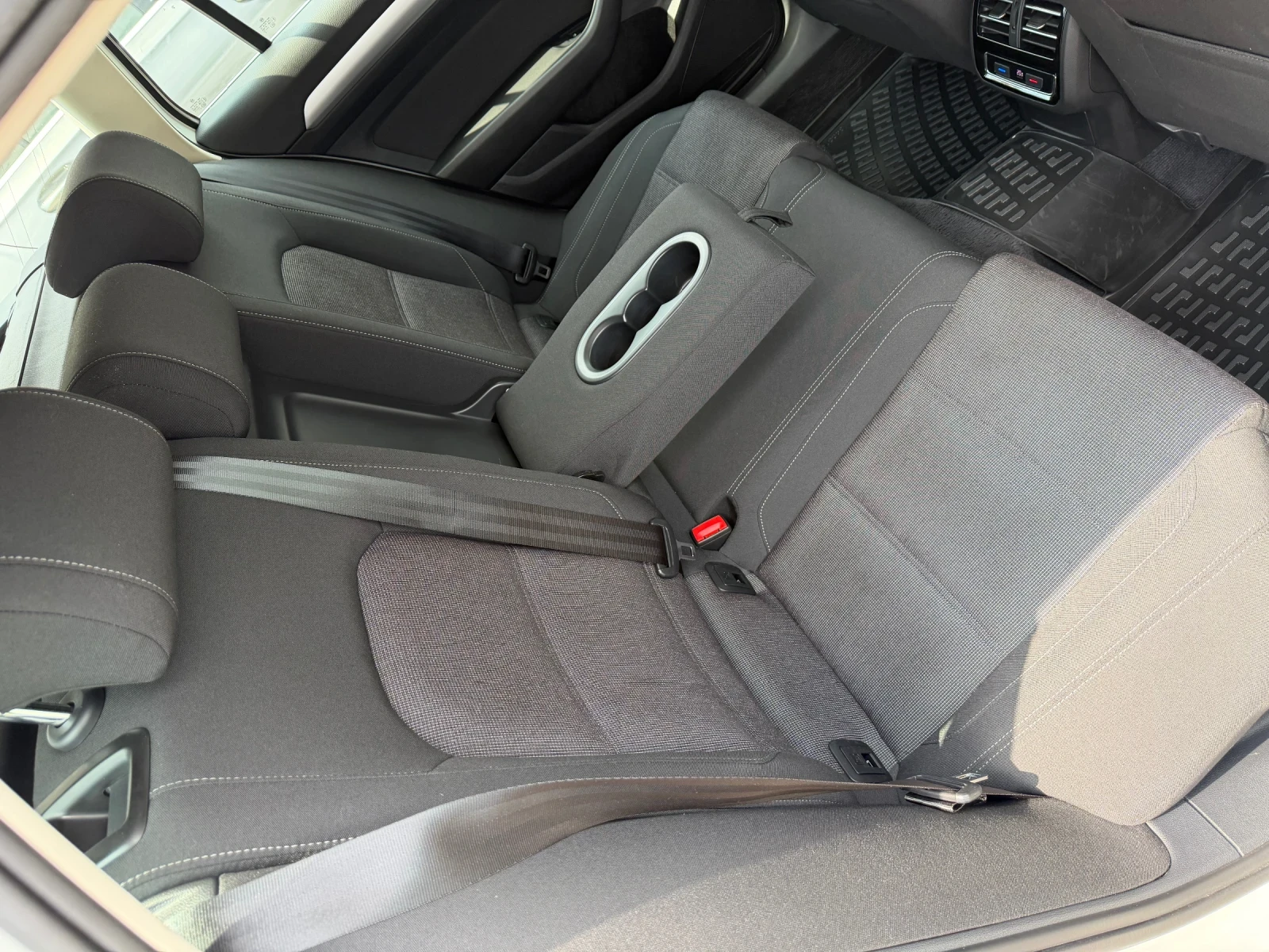 VW Passat 2.0TDI 100%РЕАЛНИ КМ В WV ЛИЗИНГ ВИДЕО, снимка 12 - Автомобили и джипове - 55149043