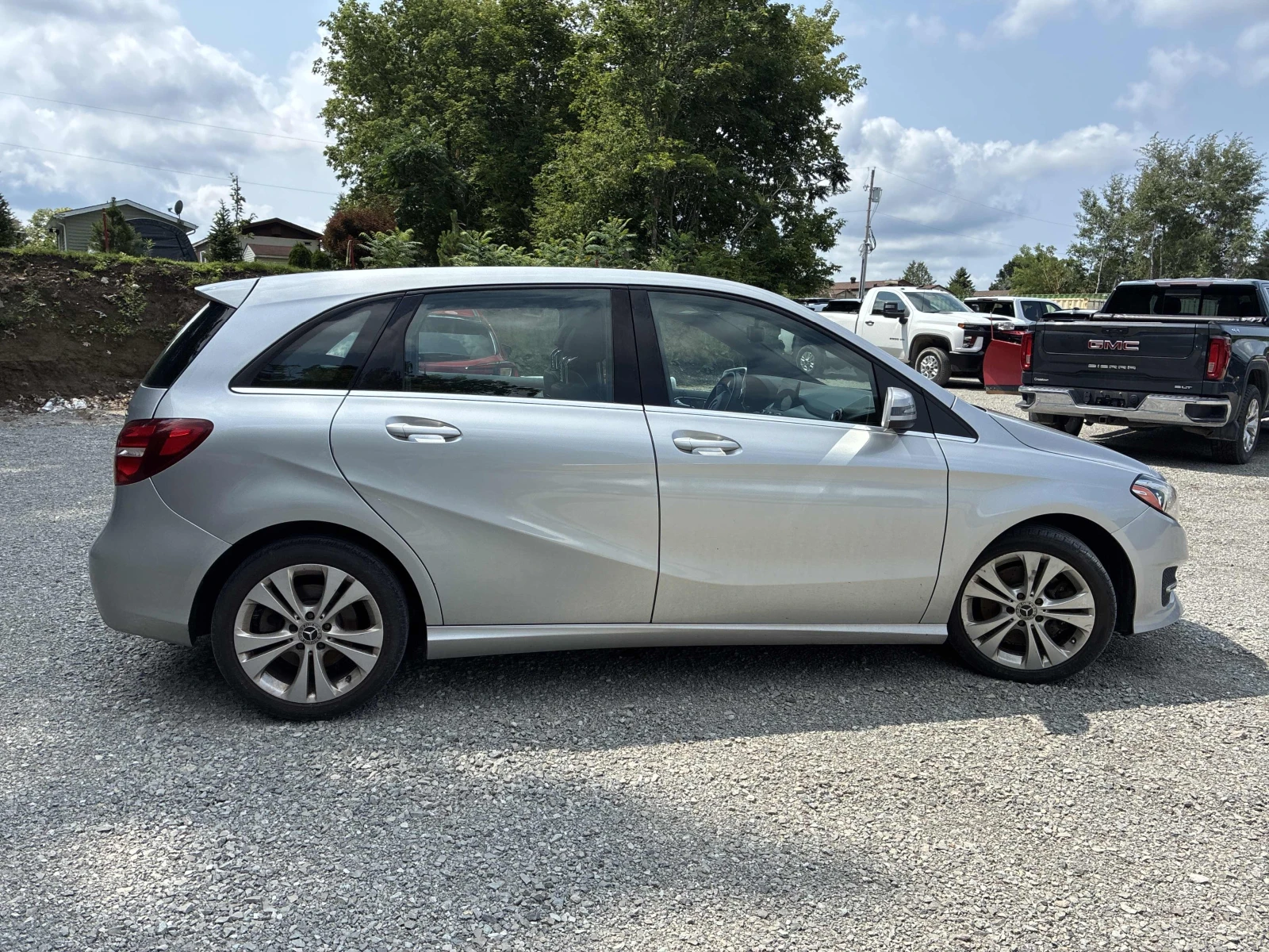 Mercedes-Benz B 250, снимка 3 - Автомобили и джипове - 55702776