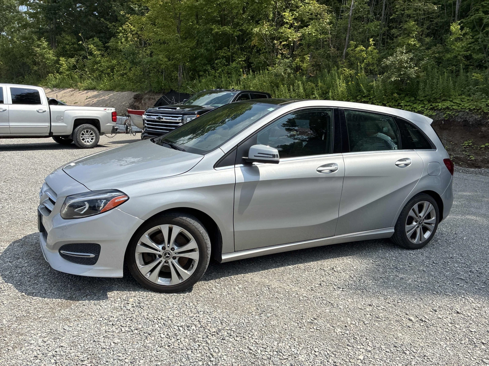 Mercedes-Benz B 250, снимка 2 - Автомобили и джипове - 55702776