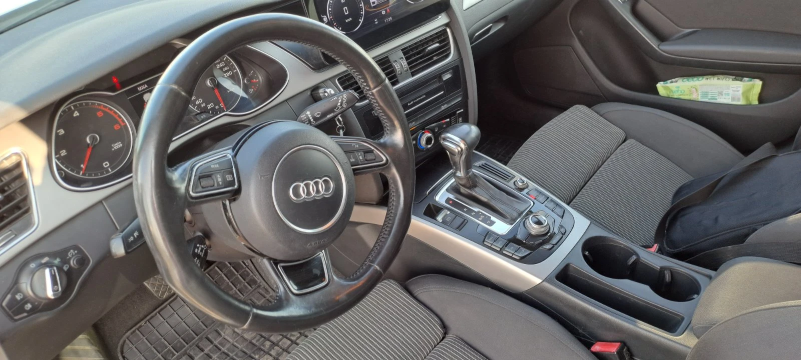 Audi A4 Allroad 2.0TDI DSG, снимка 13 - Автомобили и джипове - 55791979