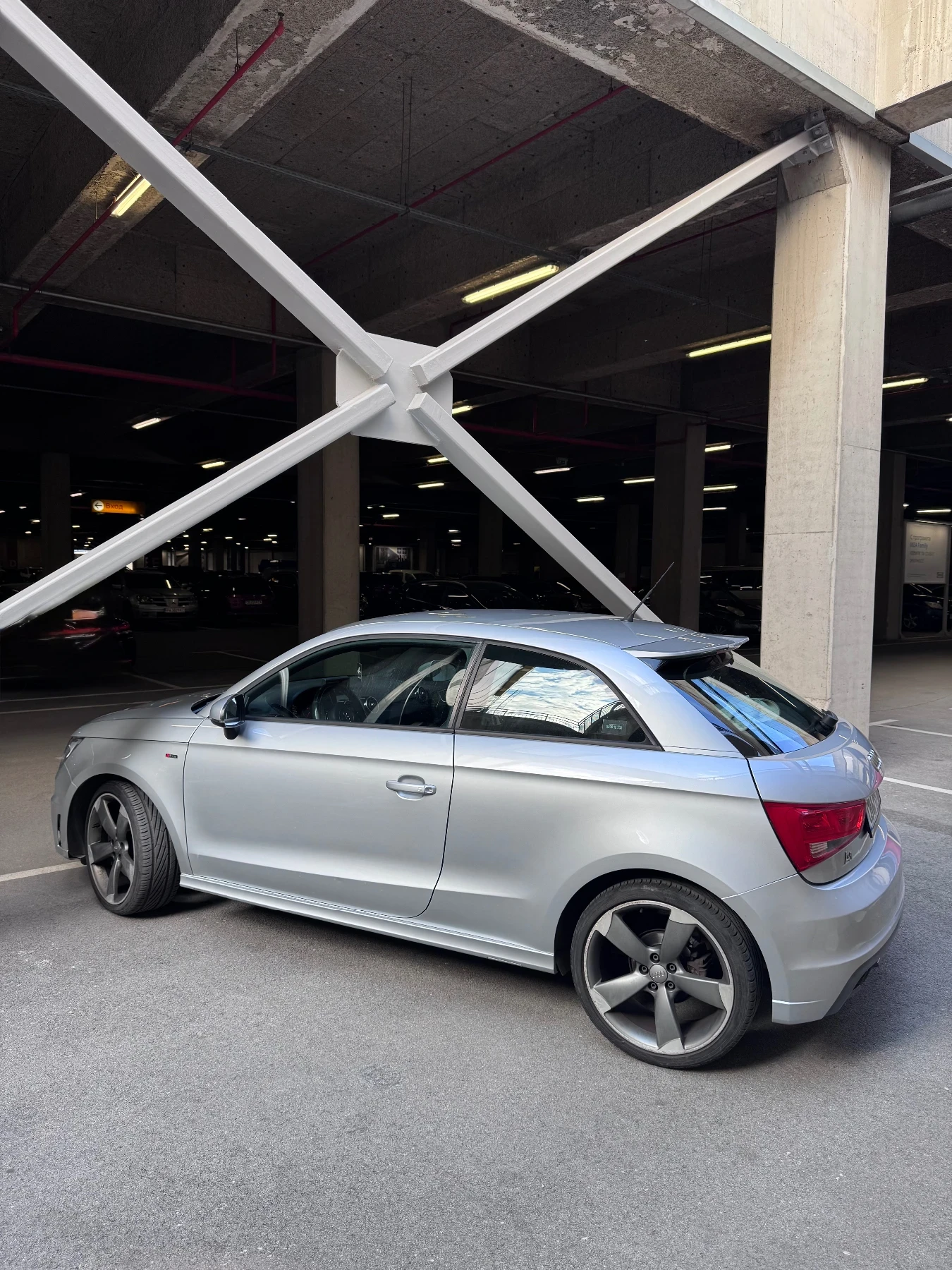 Audi A1 1.4 tfsi S-line, снимка 4 - Автомобили и джипове - 56144321