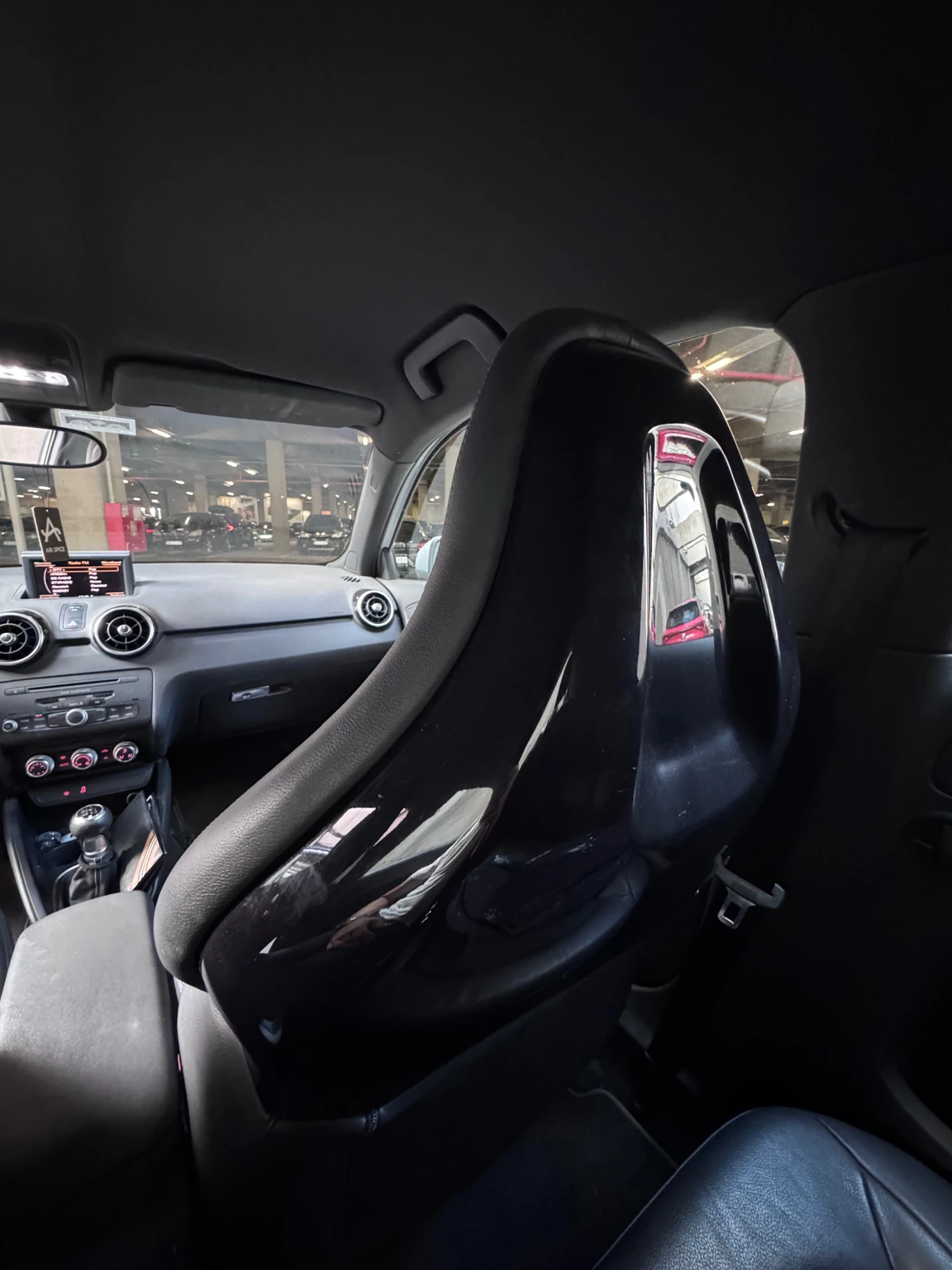 Audi A1 1.4 tfsi S-line, снимка 13 - Автомобили и джипове - 56144321