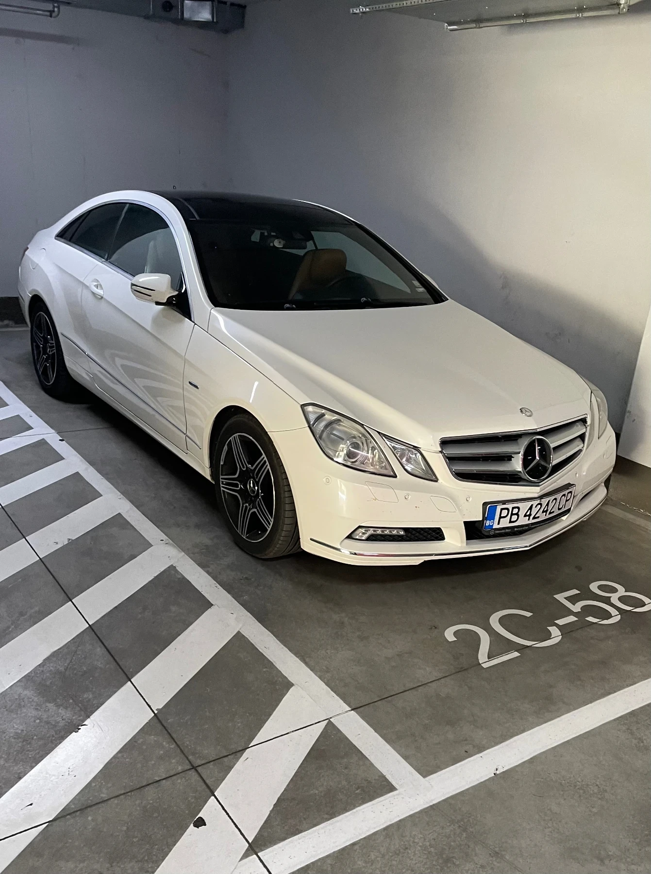 Mercedes-Benz E 350, снимка 6 - Автомобили и джипове - 56486522
