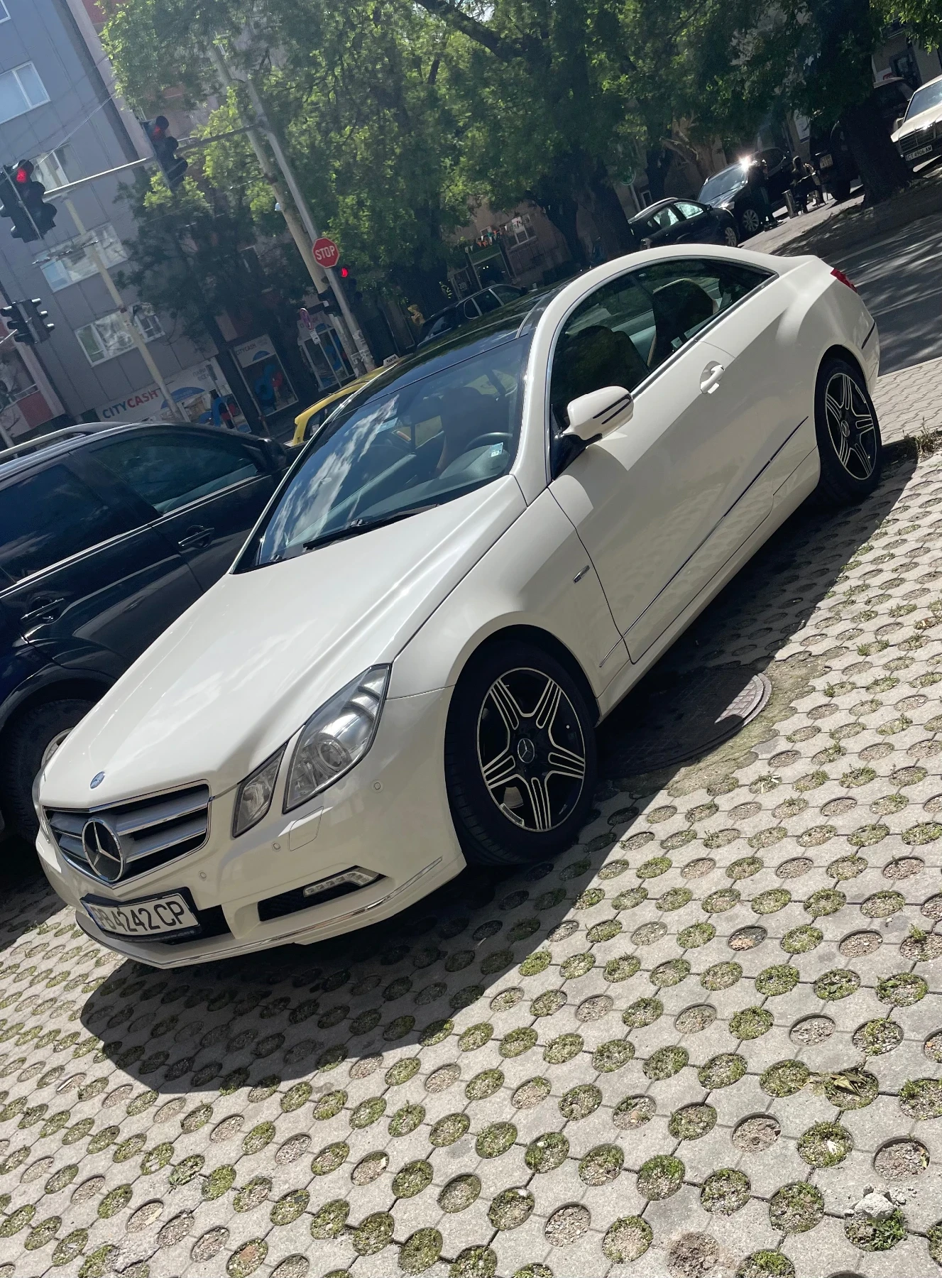 Mercedes-Benz E 350, снимка 2 - Автомобили и джипове - 56486522