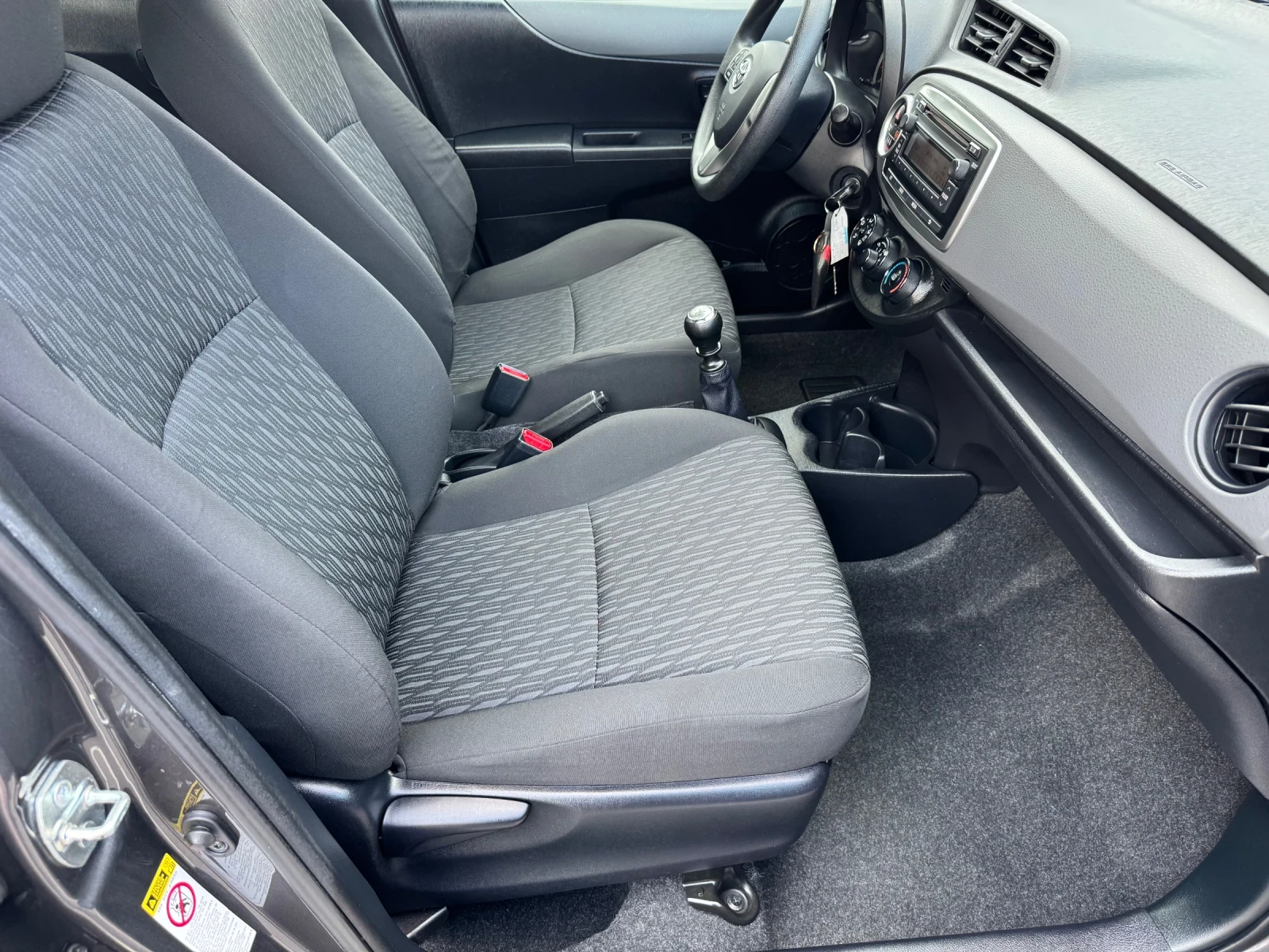 Toyota Yaris 1.4 D-4D* �������� �����* EURO 5 | Mobile.bg � ����������� 14