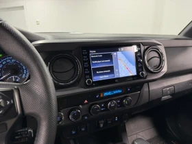 Toyota Tacoma * 4x4 Access Cab Auto * 360 * СЛЕДЕНЕ НА ЛЕНТИ* , снимка 12