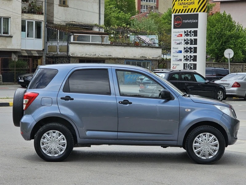 Daihatsu Terios 1.5 ГАЗ, снимка 5 - Автомобили и джипове - 47207786