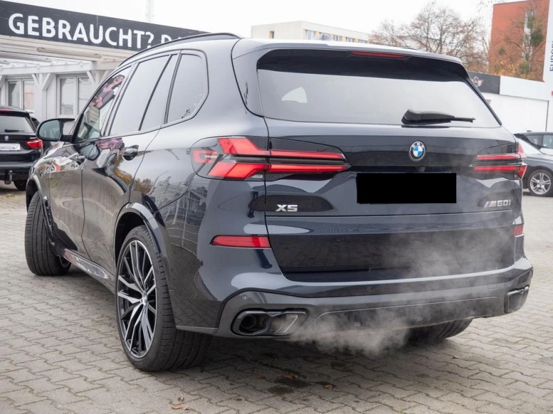 BMW X5 M60i/ FACELIFT/ H&K/ 360/ HEAD UP/ PANO/ EXCLUSIV/, снимка 4 - Автомобили и джипове - 47988398