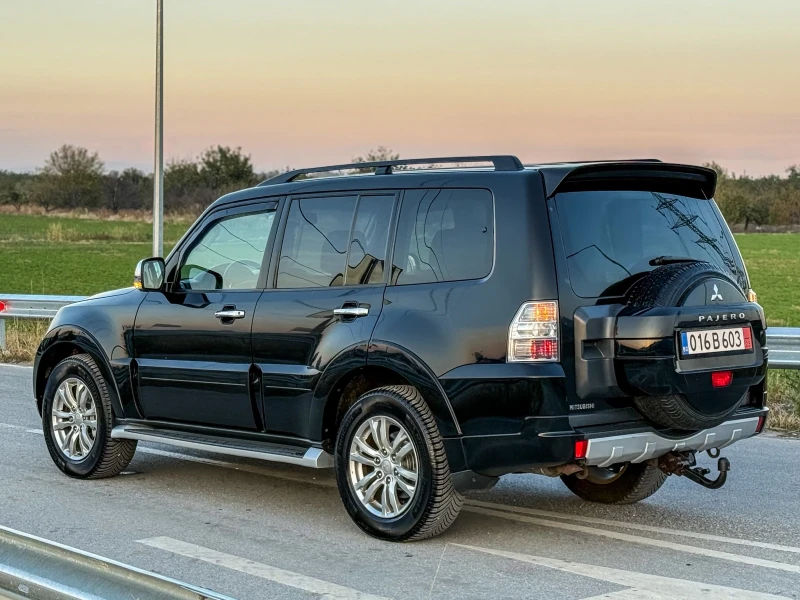 Mitsubishi Pajero 3.2 DI-D COMMON RAIL 7 МЕСТА, снимка 5 - Автомобили и джипове - 52080034