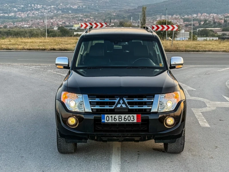 Mitsubishi Pajero 3.2 DI-D COMMON RAIL 7 МЕСТА, снимка 2 - Автомобили и джипове - 52080034