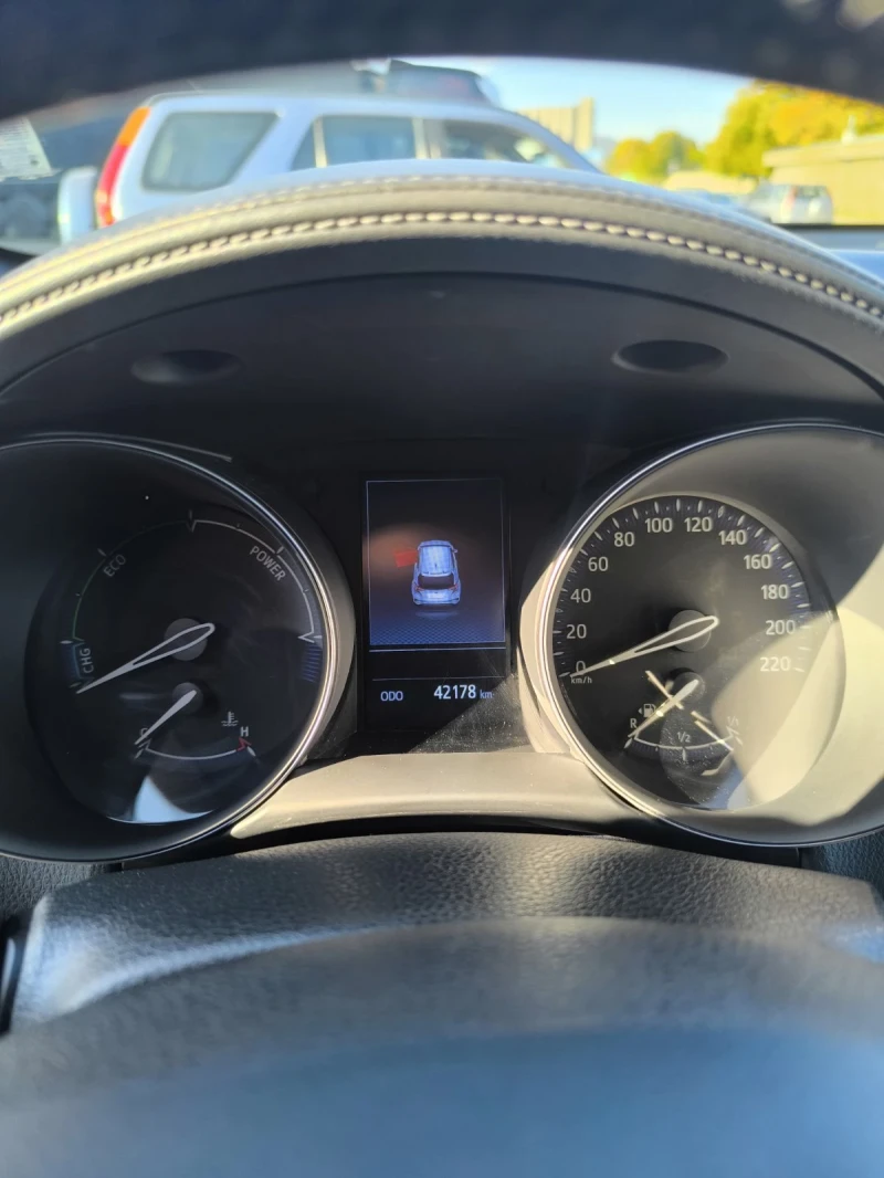 Toyota C-HR 2WD, снимка 8 - Автомобили и джипове - 52235800