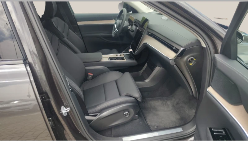 Volvo EX90 111 kWh, снимка 13 - Автомобили и джипове - 52744005