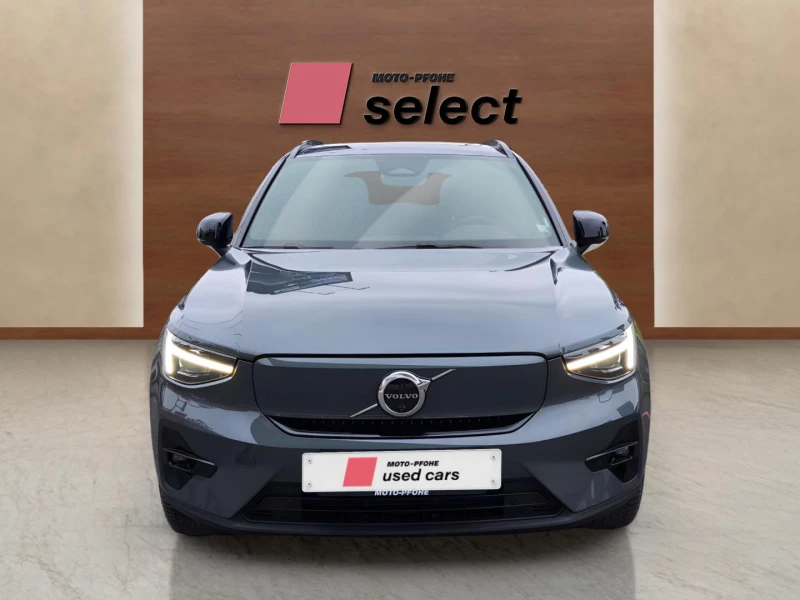 Volvo EX40 2, снимка 11 - Автомобили и джипове - 53126850