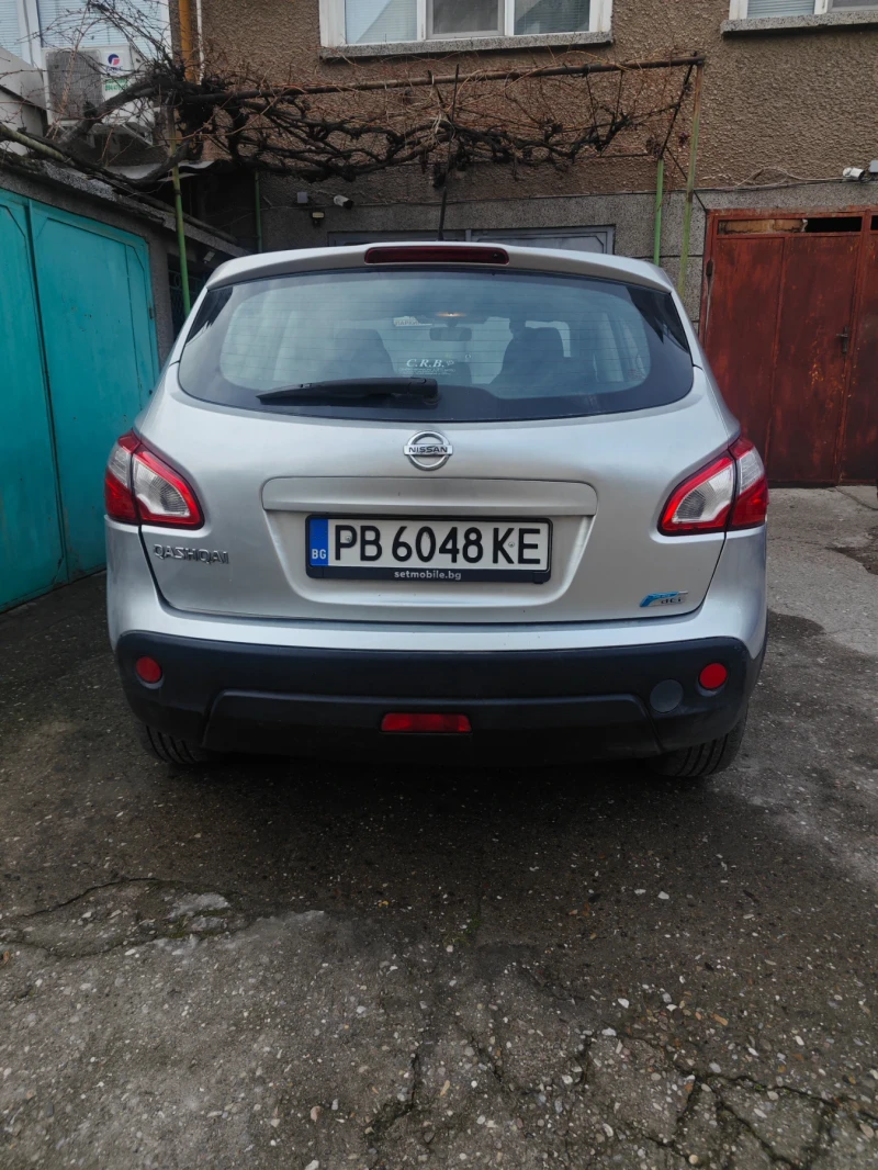 Nissan Qashqai, снимка 4 - Автомобили и джипове - 53435864