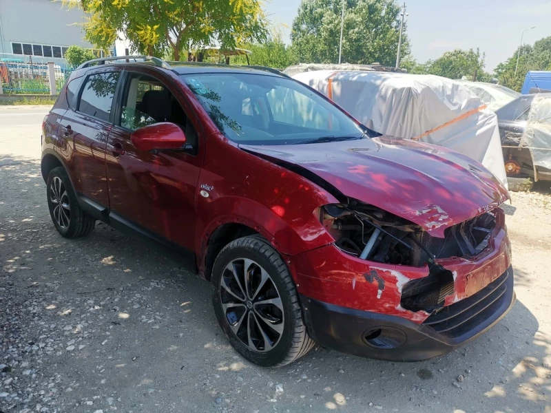 Nissan Qashqai 1.6dci, снимка 4 - Автомобили и джипове - 37285646