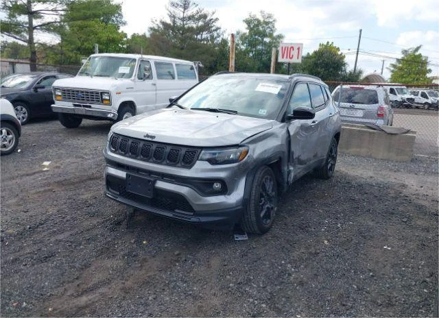 Jeep Compass, снимка 2 - Автомобили и джипове - 48224367