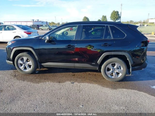 Toyota Rav4 HYBRID LE, снимка 13 - Автомобили и джипове - 48365080