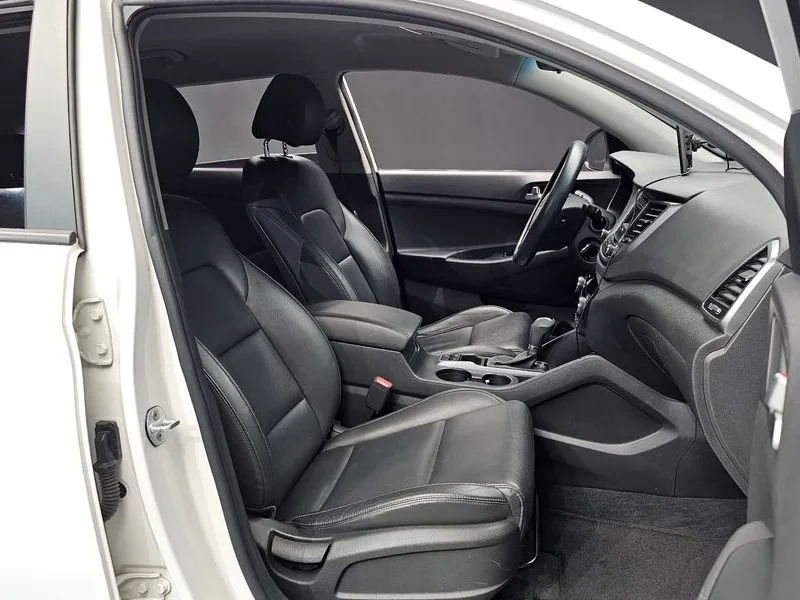 Hyundai Tucson Diesel 1.7 2Wd Style | Mobile.bg � ����������� 11