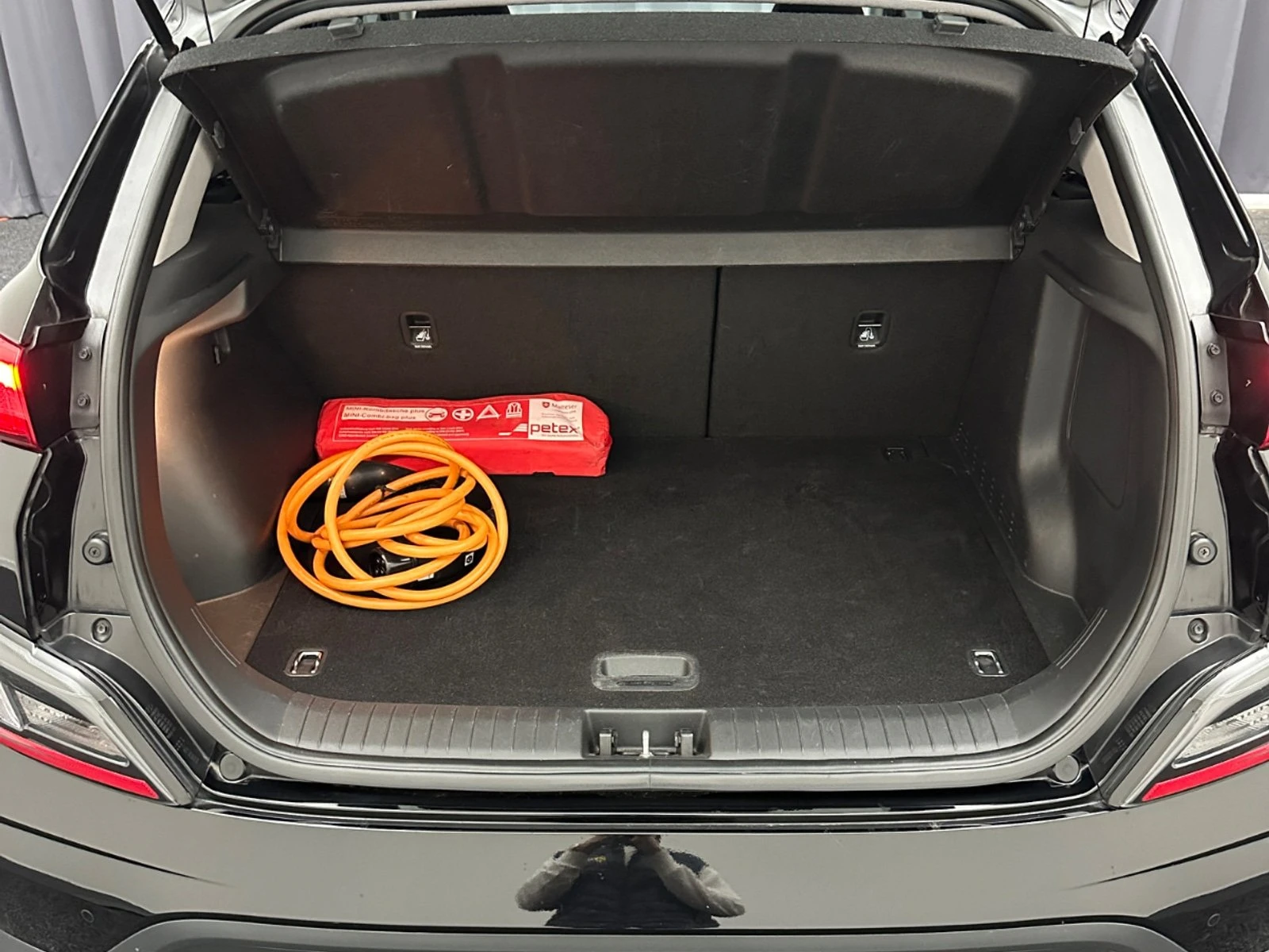 Hyundai Kona, снимка 17 - Автомобили и джипове - 53959607