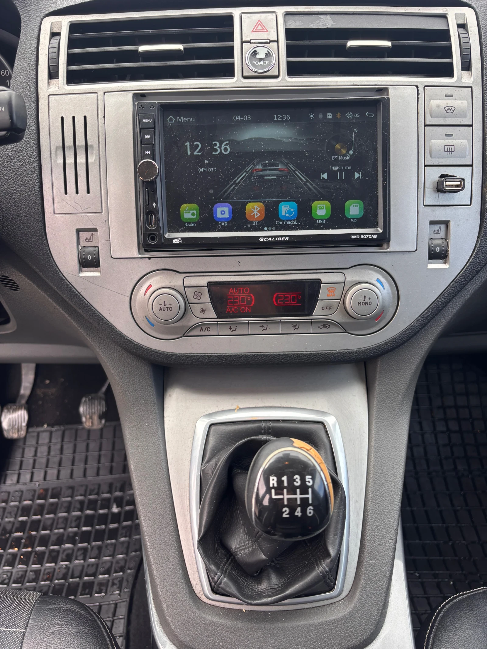 Ford Kuga 2.0TDCI* 140к.с* Подгрев* Навигация* LED, снимка 11 - Автомобили и джипове - 54080282