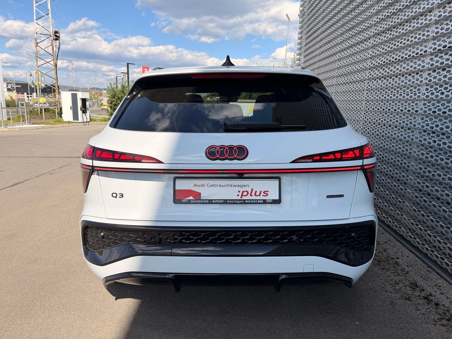 Audi Q3, снимка 13 - Автомобили и джипове - 54750995
