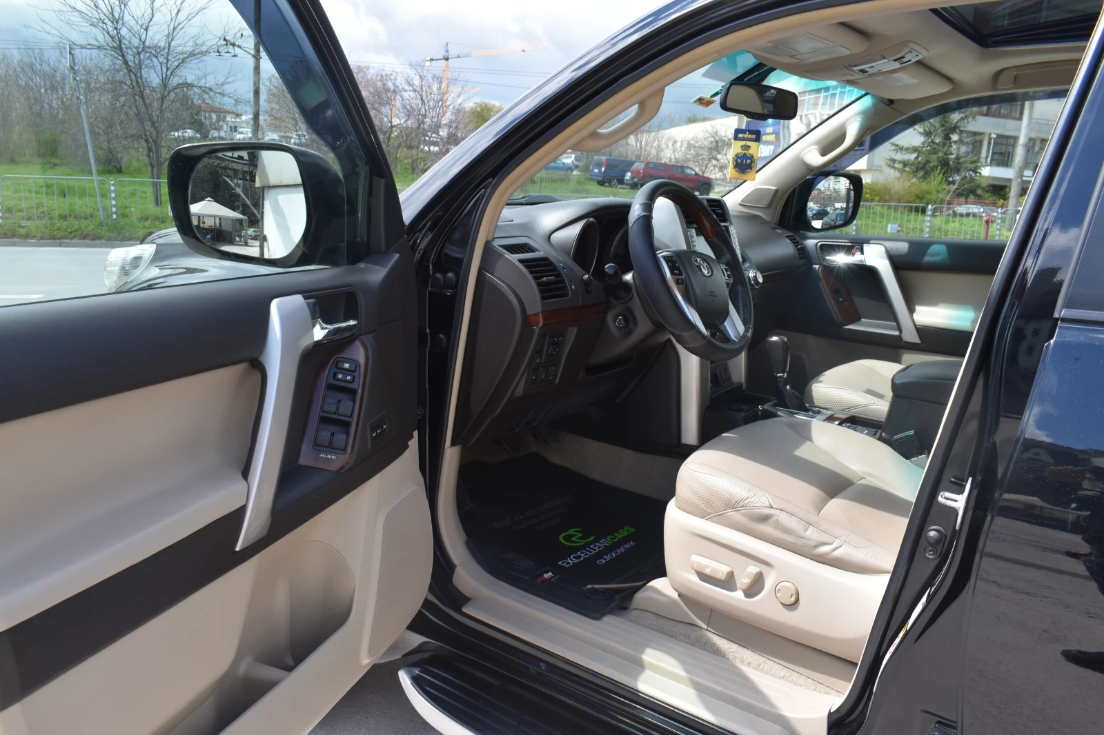 Toyota Land cruiser 150* 6+ 1места* 60Years-ANNyversary* FULL-MAX, снимка 8 - Автомобили и джипове - 54166760