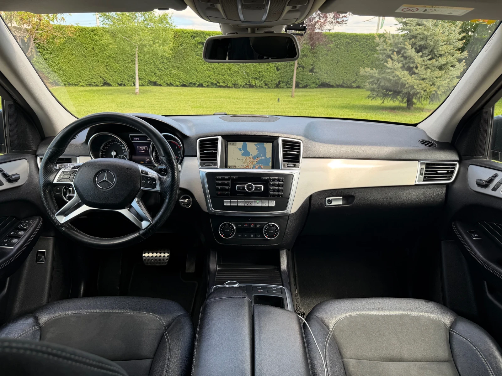 Mercedes-Benz ML 350 4-MATIC AIR-MATIC AMG/SPECIAL EDITION, снимка 10 - Автомобили и джипове - 54597984