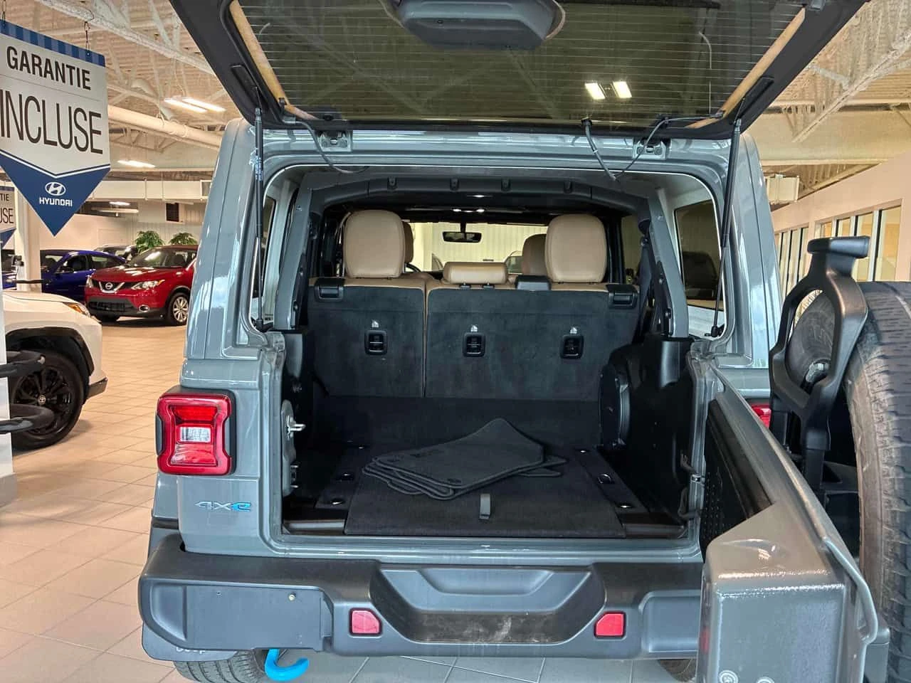 Jeep Wrangler * Unlimited Sahara * CARFAX * ���� �� �� | Mobile.bg � ����������� 6