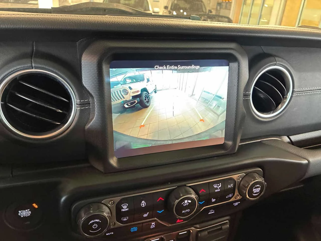 Jeep Wrangler * Unlimited Sahara * CARFAX * ���� �� �� | Mobile.bg � ����������� 10