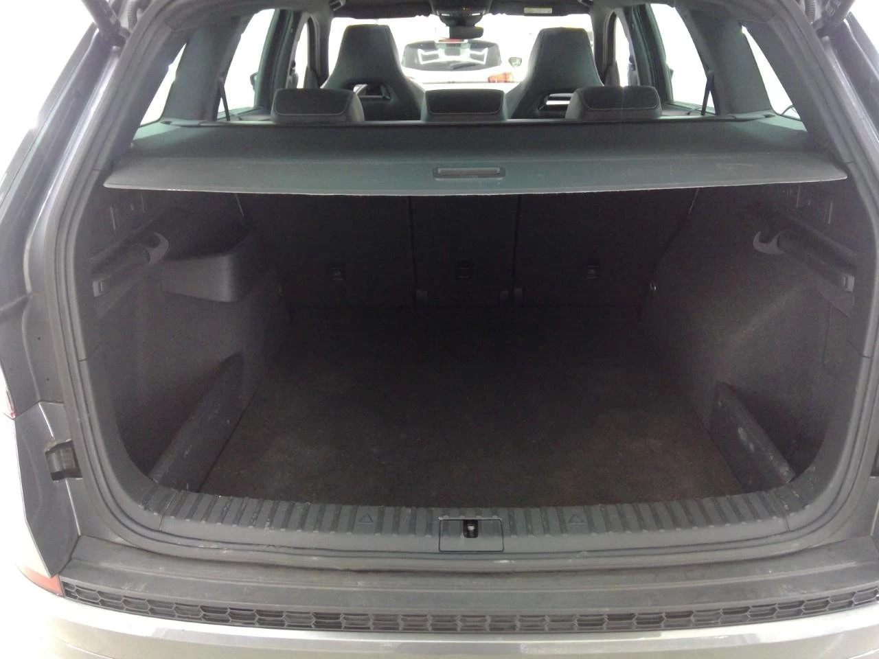 Skoda Kodiaq 1.5 TSI Sportline, снимка 11 - Автомобили и джипове - 55540022