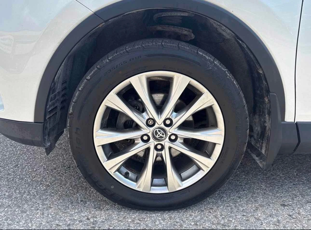 Toyota Rav4 Limited | CARFAX | АВТОКРЕДИТ БЕЗ ПЪРВОНАЧАЛНА , снимка 6 - Автомобили и джипове - 55849036