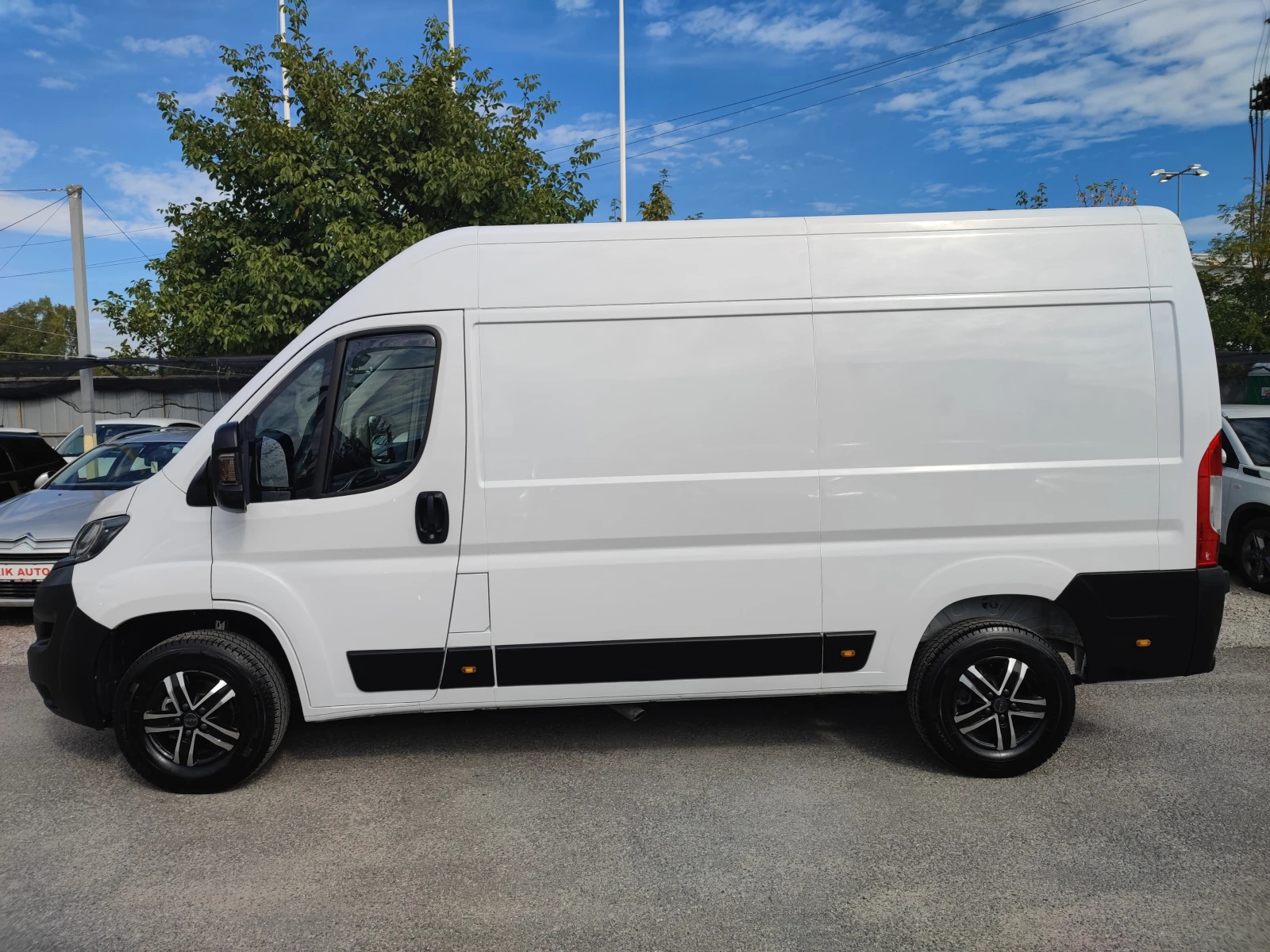 Peugeot Boxer 2.2HDI-140ks-6sk-КАМЕРА-ПАРКТРОНИК - изображение 4