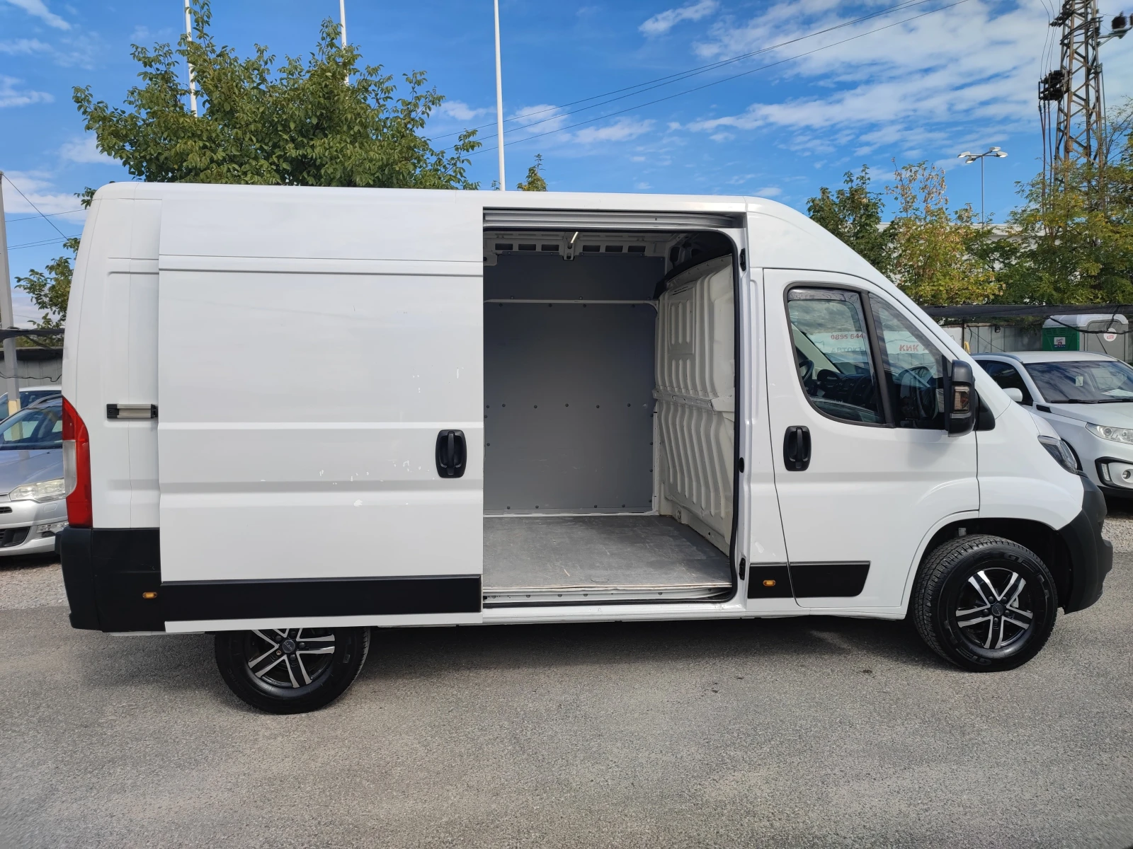 Peugeot Boxer 2.2HDI-140ks-6sk-КАМЕРА-ПАРКТРОНИК - изображение 6