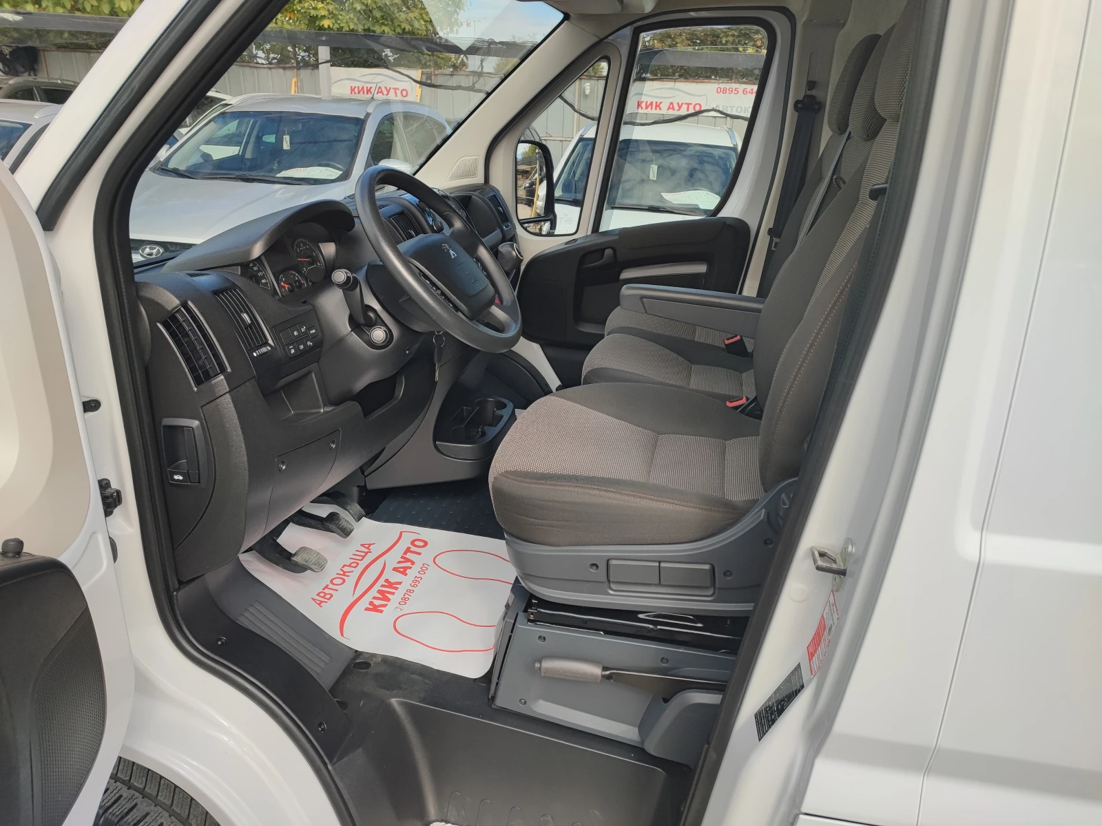 Peugeot Boxer 2.2HDI-140ks-6sk-КАМЕРА-ПАРКТРОНИК - изображение 10