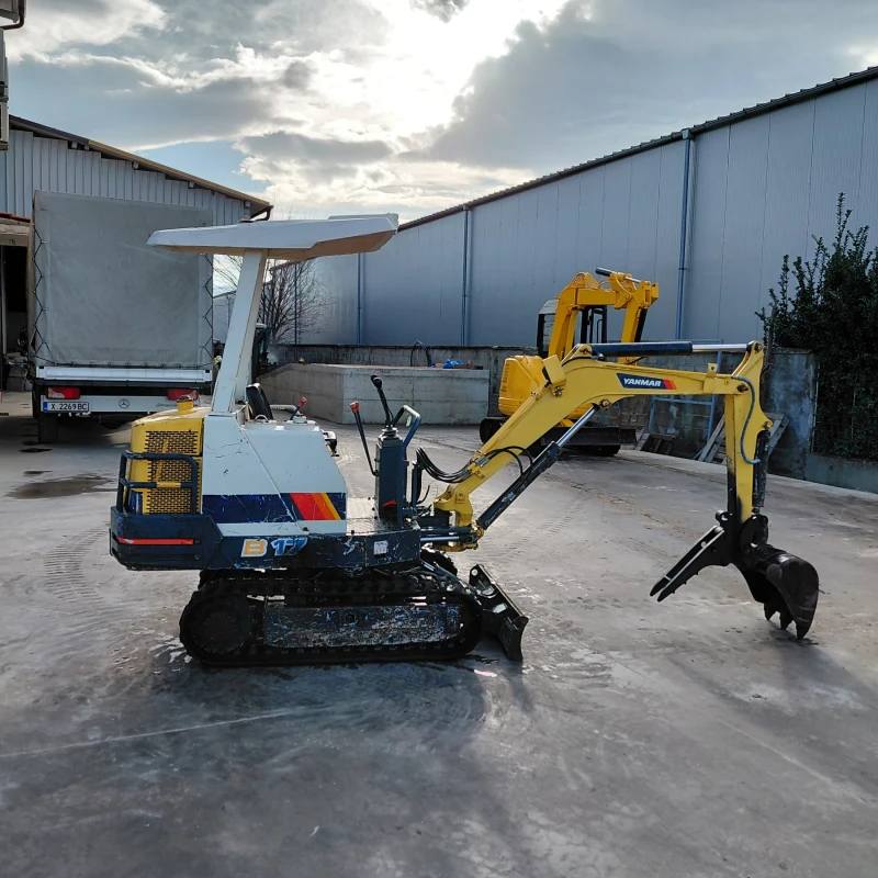 Багер Yanmar B17-1 * НАЛИЧЕН * ТОП СЪСТОЯНИЕ * , снимка 6 - Индустриална техника - 51579534