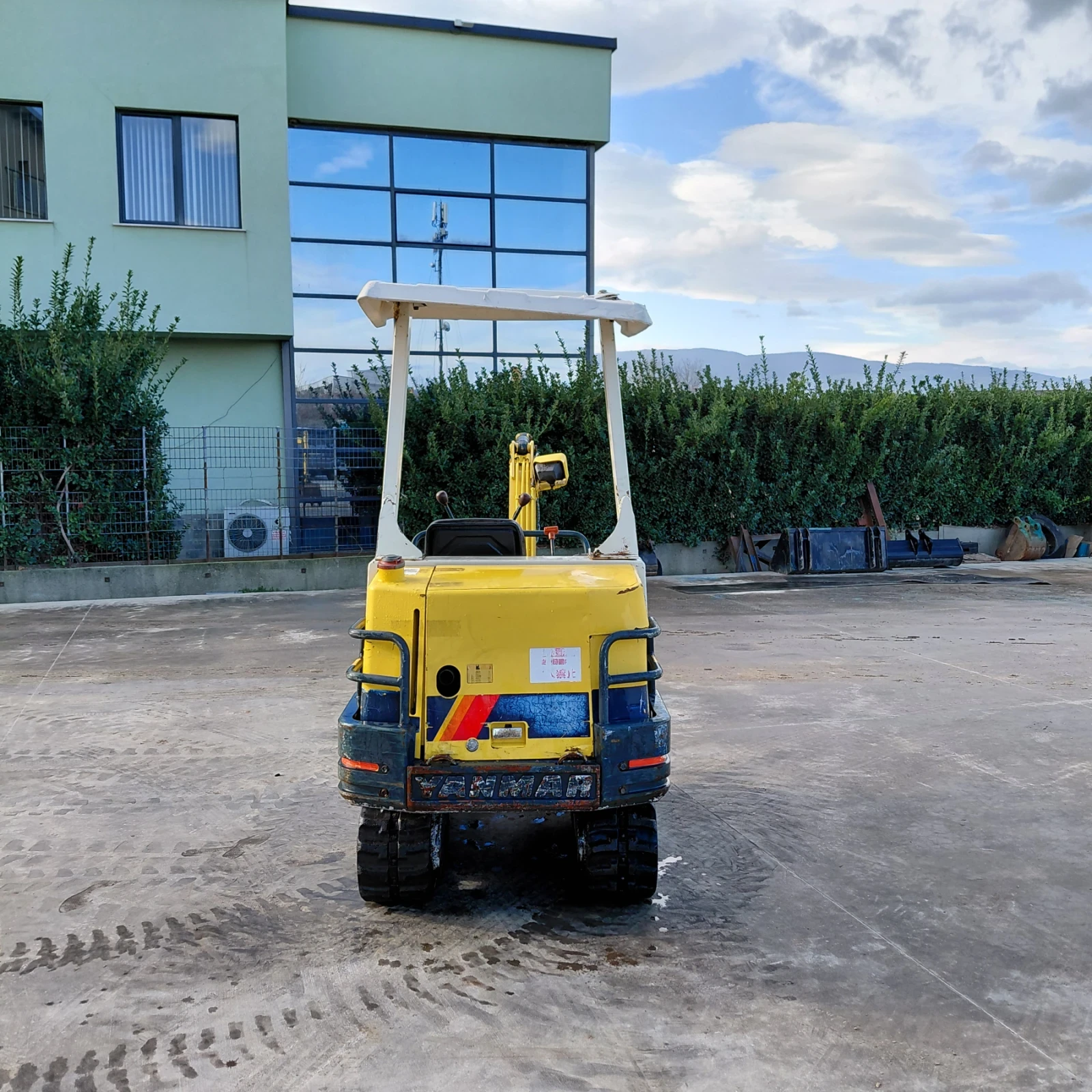 Багер Yanmar B17-1 * НАЛИЧЕН * ТОП СЪСТОЯНИЕ *  - изображение 4