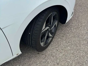 Hyundai Elantra * Ultimate * CARFAX * ПРЕДСТАВИТЕЛСТВО * ПАНОРАМА , снимка 15